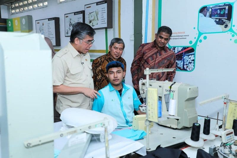Tinjau PT Pan Brothers Tbk, Menaker Soroti Komitmen Perusahaan Mempekerjakan Penyandang Disabilitas