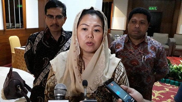 Buka Suara Terkait Kondisi Garuda Indonesia, Yenny Wahid : Masih Bisa Diselamatkan