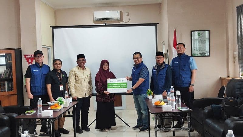 Permata Bank Syariah Salurkan Rp12,1 Miliar Dana Zakat, Jangkau 44.480 Penerima