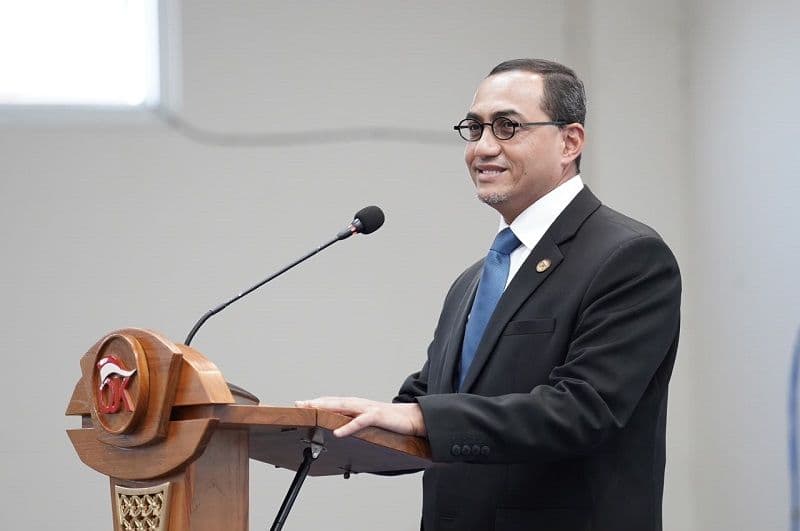 Saham Syariah Makin Diminati, OJK Ingatkan Investor Muda Pegang Prinsip '2L' Sebelum Investasi