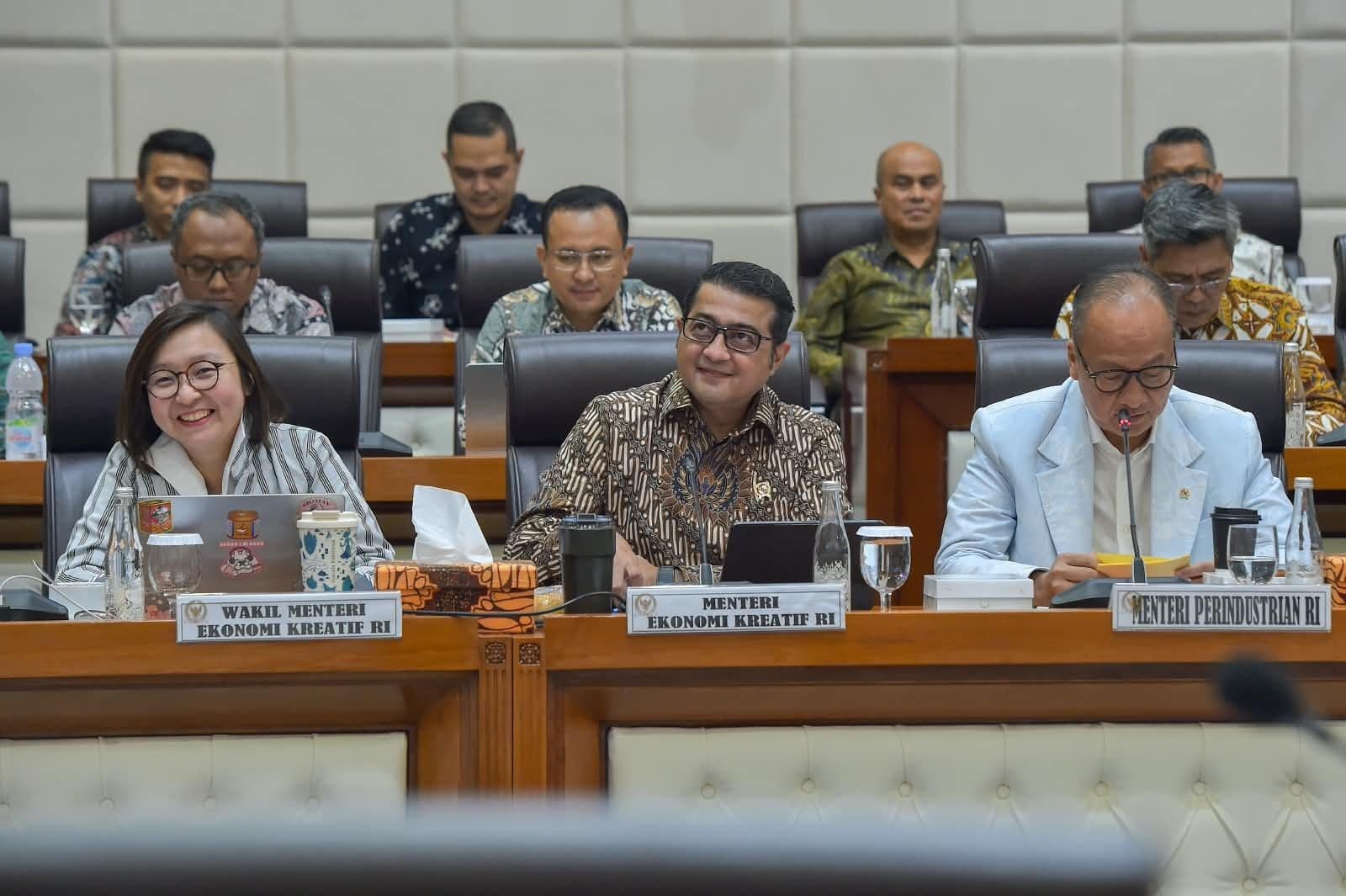 Raker dengan DPR, Kementerian Ekraf Dorong Nilai Tambah Ekonomi Kreatif