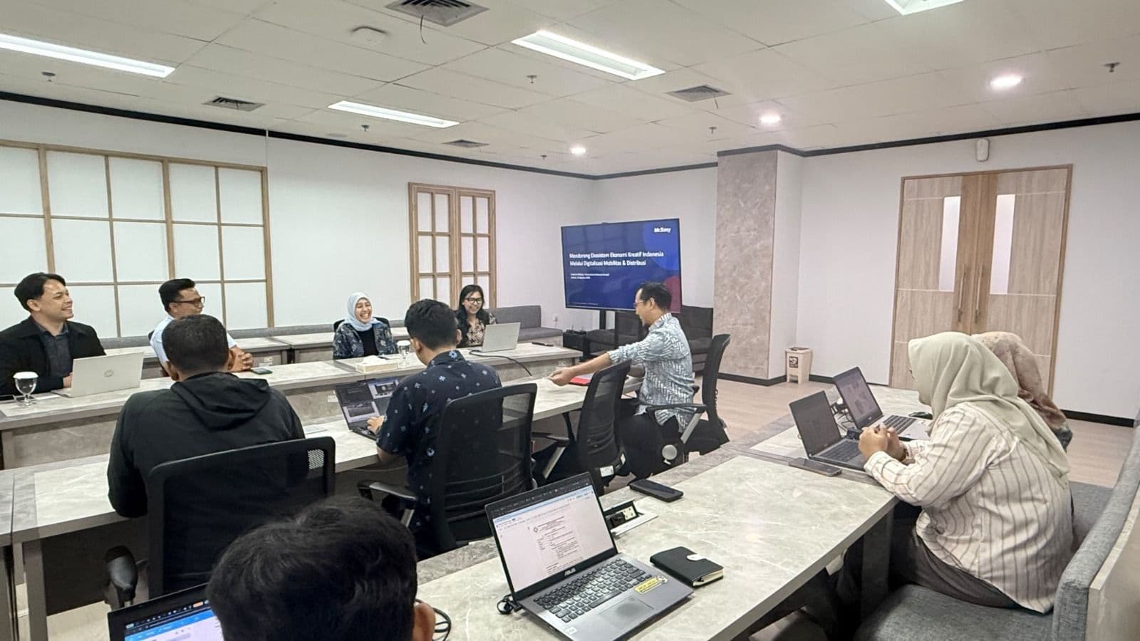 Menteri Ekraf Dorong Inovasi Teknologi Indonesia Tembus Pasar Global