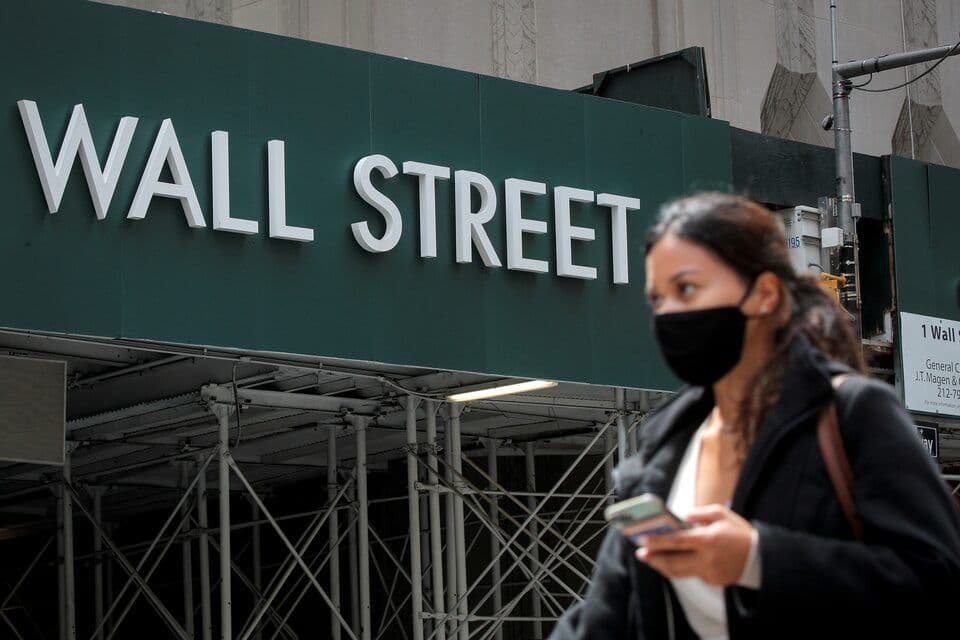 Wall Street Melemah Dipicu Anjloknya Saham Teknologi