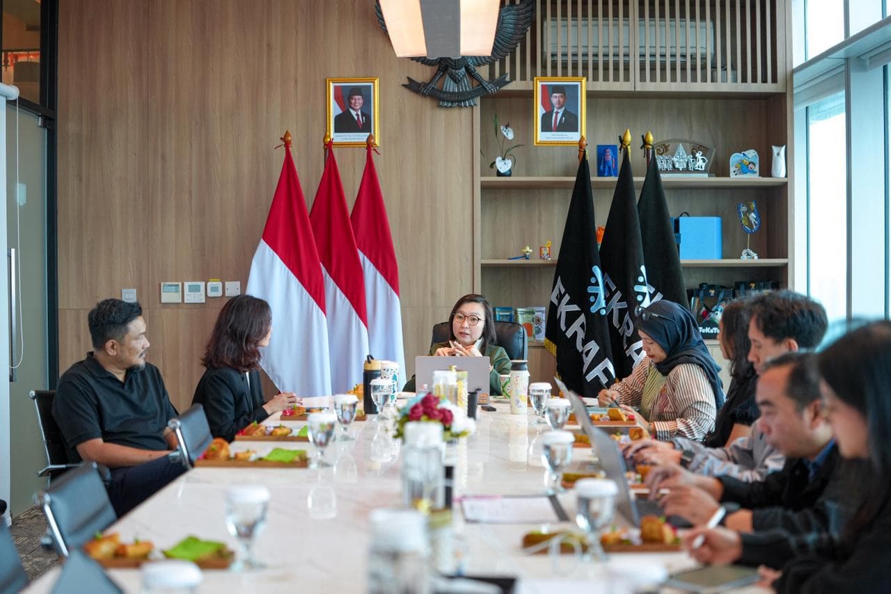 Wamen Ekraf Bahas Kolaborasi dengan Voice Institute Indonesia