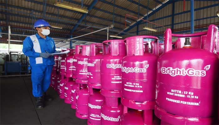 LPG Nonsubsidi 12 Kg Naik Harga Jadi Rp228 Ribu per Tabung