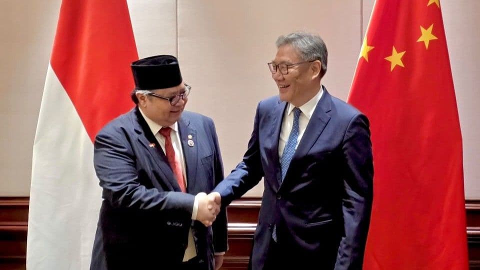 Pertemuan Bilateral Menko Airlangga-Mendag China : Perkuat Perdagangan, Investasi dan Ekonomi