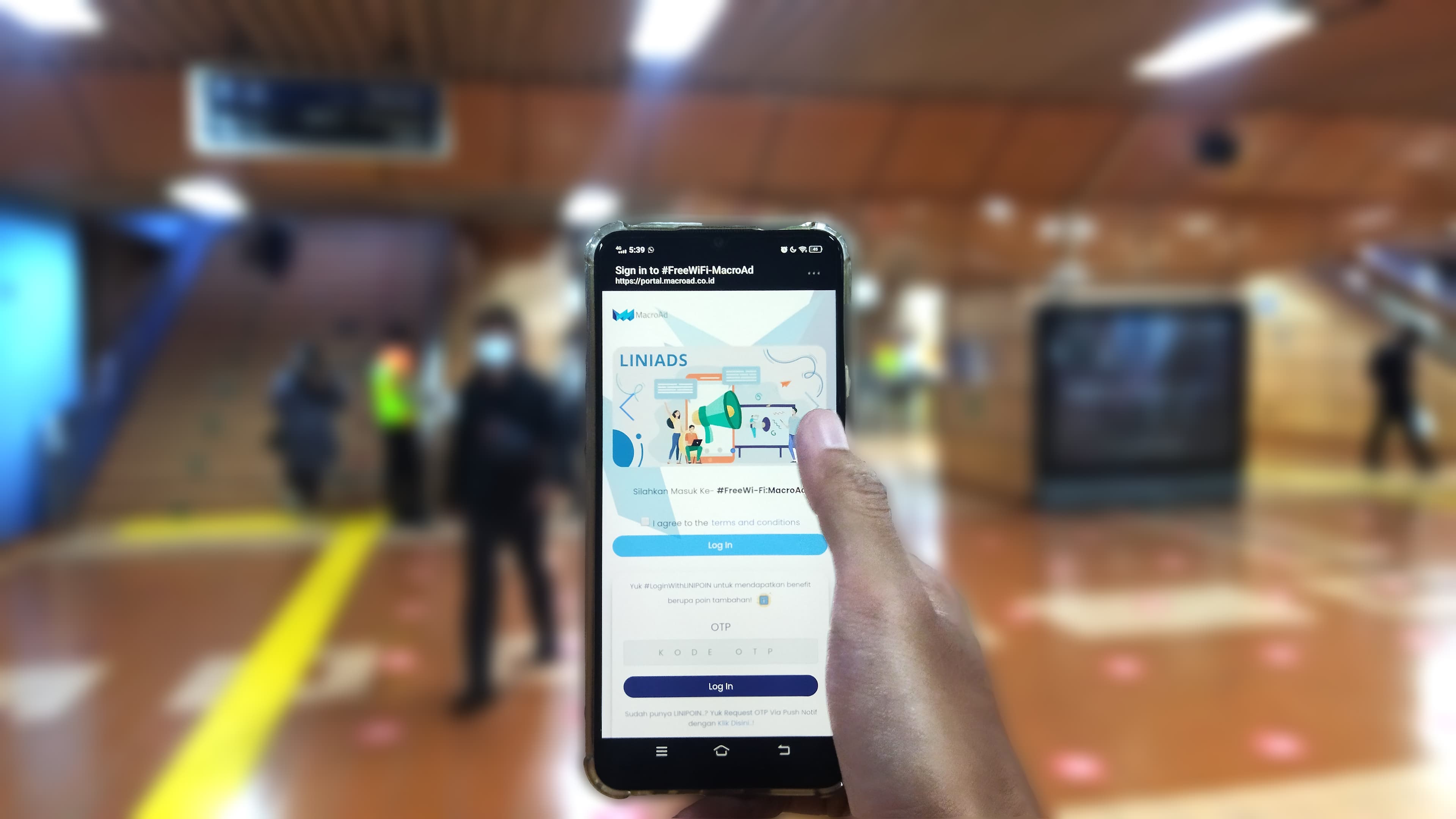 Surge Manjakan Pengguna KRL Lewat Akses Internet Gratis Hingga 1000 Mbps