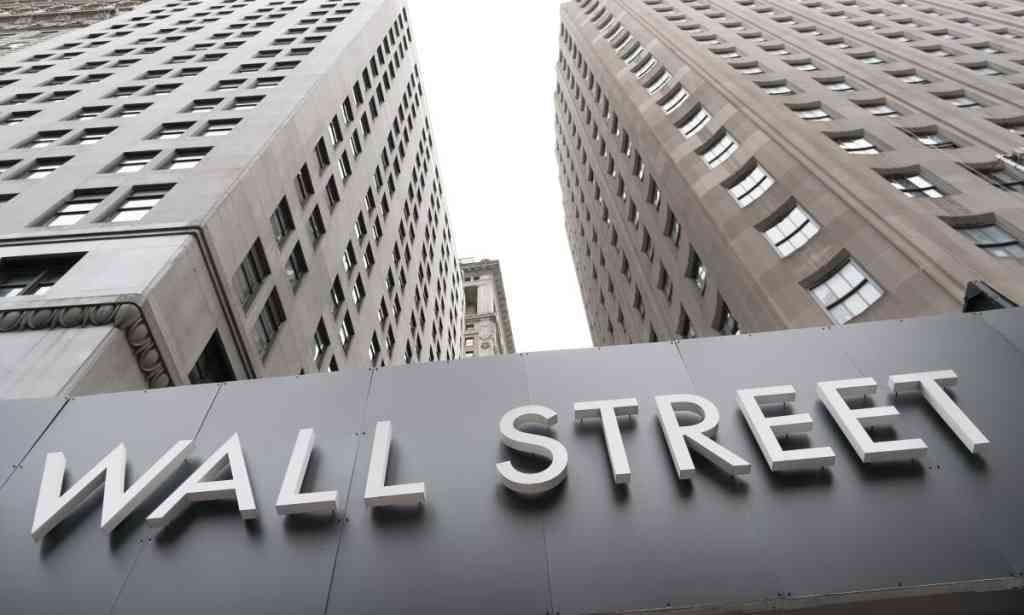 Wall Street Melemah Dipicu Anjloknya Saham Teknologi