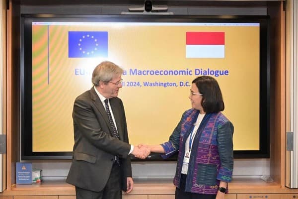 Menkeu Sri Mulyani-Komisioner Uni Eropa, Bahas Makroekonomi Indonesia